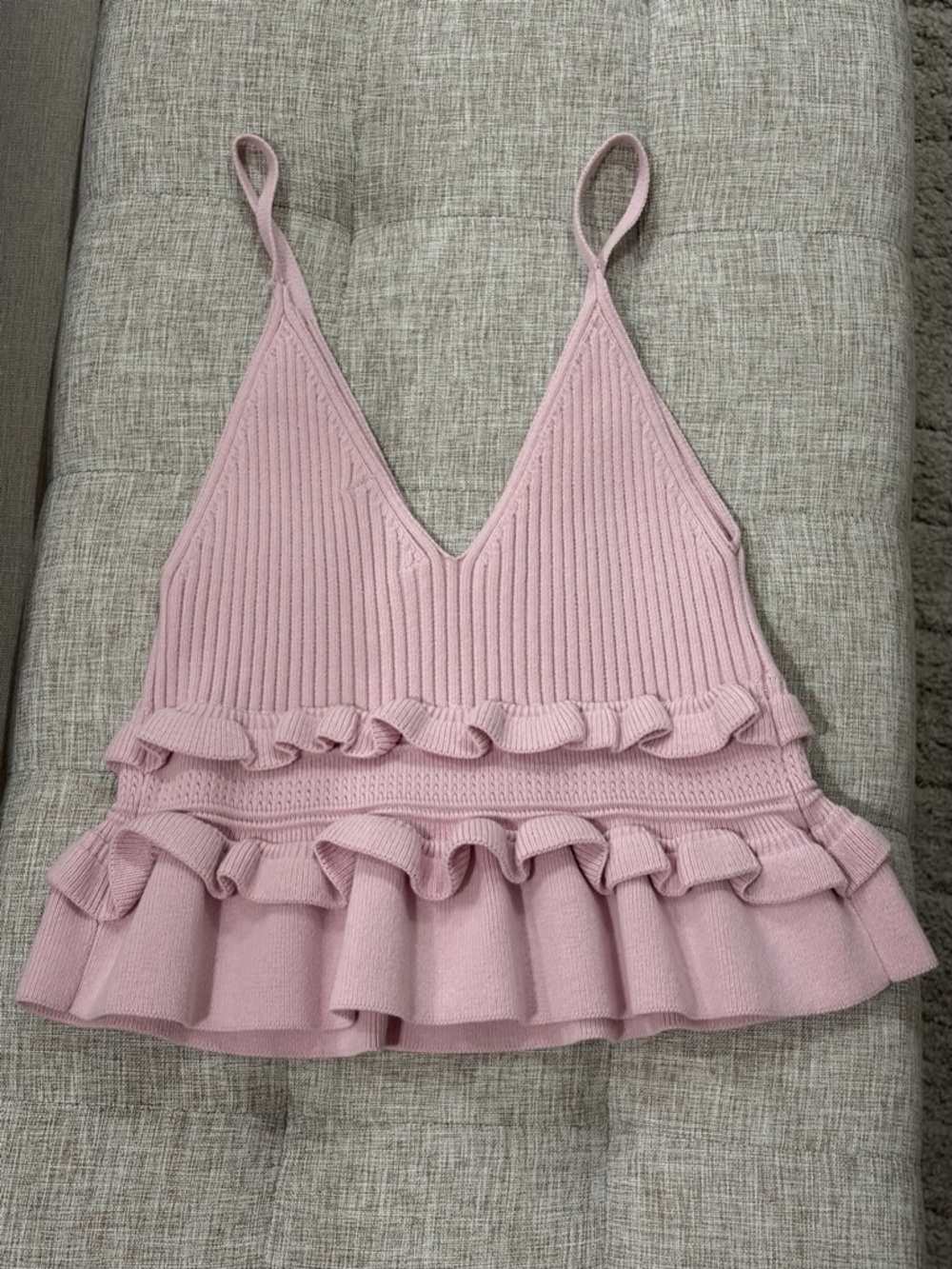 NEW - BCBGeneration Pink Ruffled Knit Crop Top - Size M